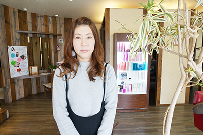 スタッフ紹介 岐阜市の美容院で頭皮 髪質改善 ヘアーリゾートbond
